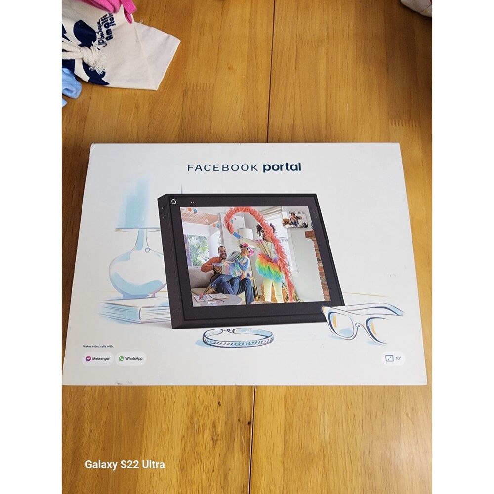 Facebook portal 10” Smart video calling device